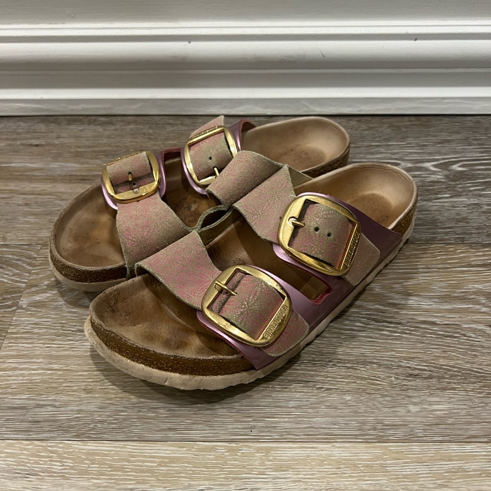 BIRKENSTOCK BIG BUCKLE SANDALS
